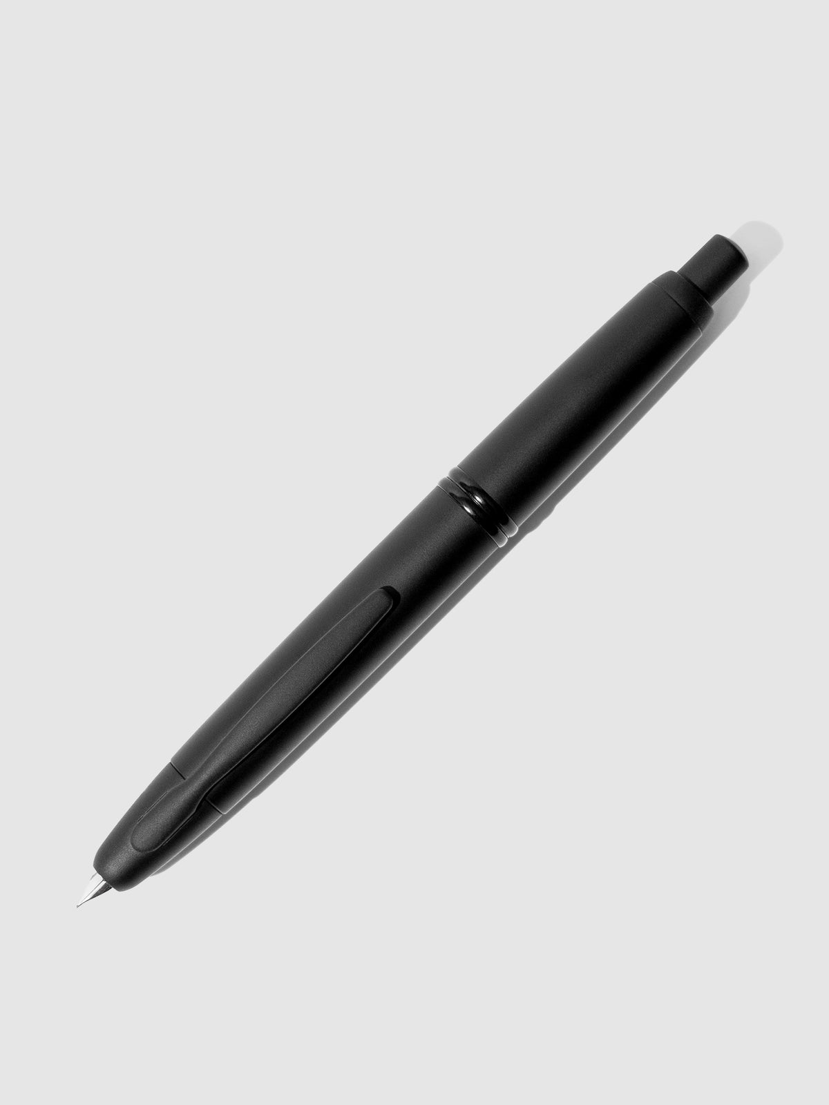 Pilot Vanishing Point Fountain Pen, Cloth and Paper. Pen displayed on a neutral background.