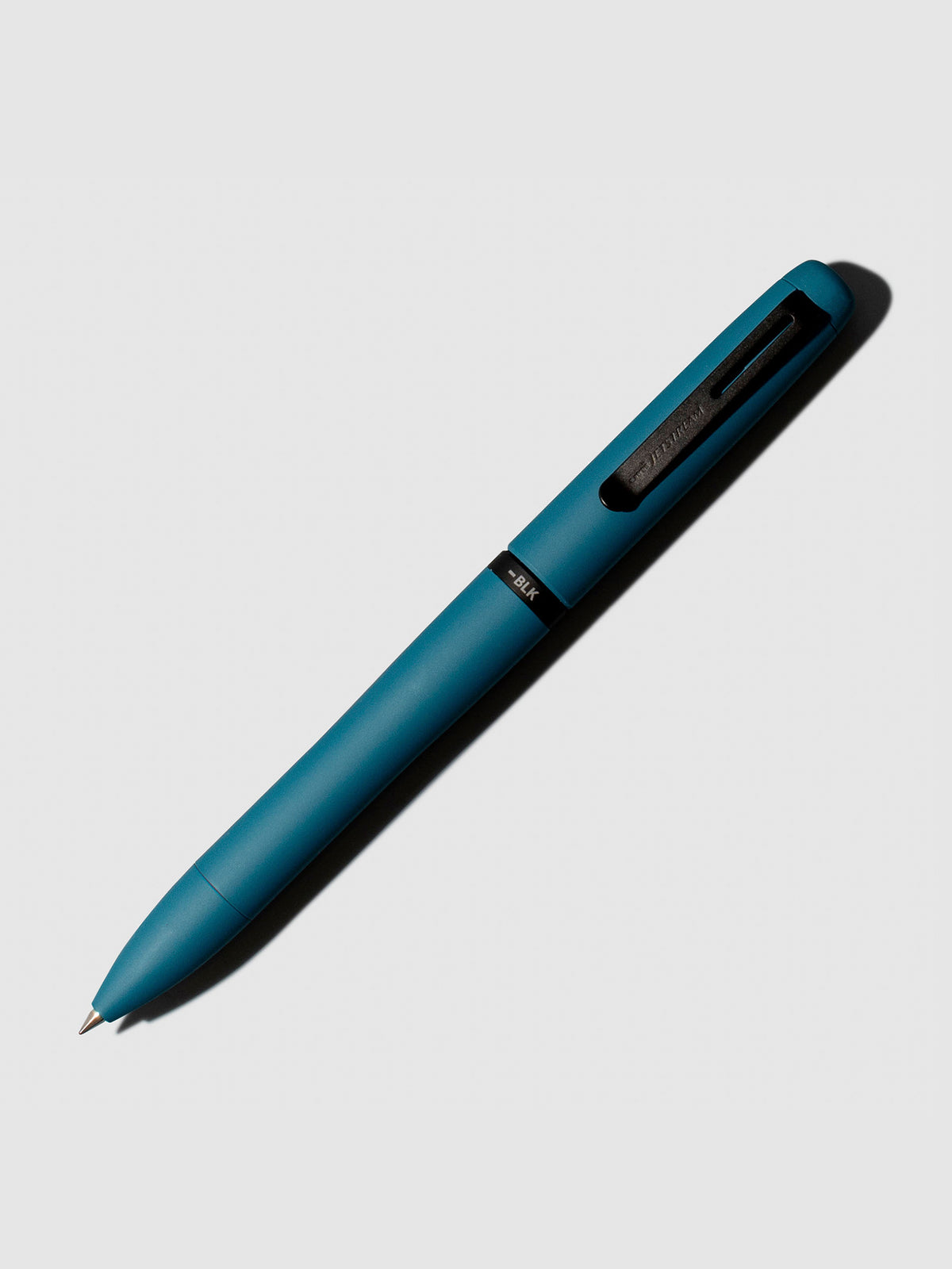 Pen shown on a neutral background with its tip exposed. Color shown is Ivy Green.