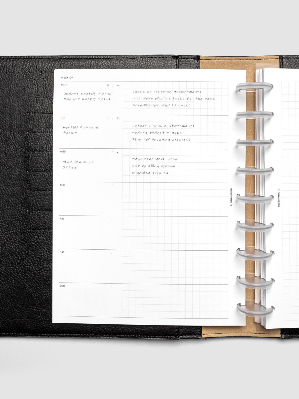 Demo page for Weekly Graph Inserts in size A6 shown discbound.