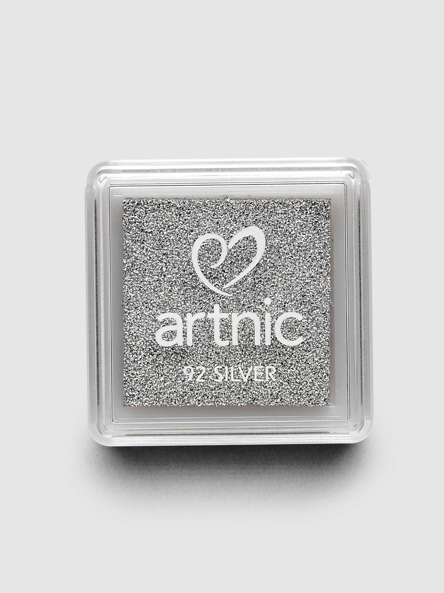 Artnic Stamp Ink Pad in silver seen from above with cover on