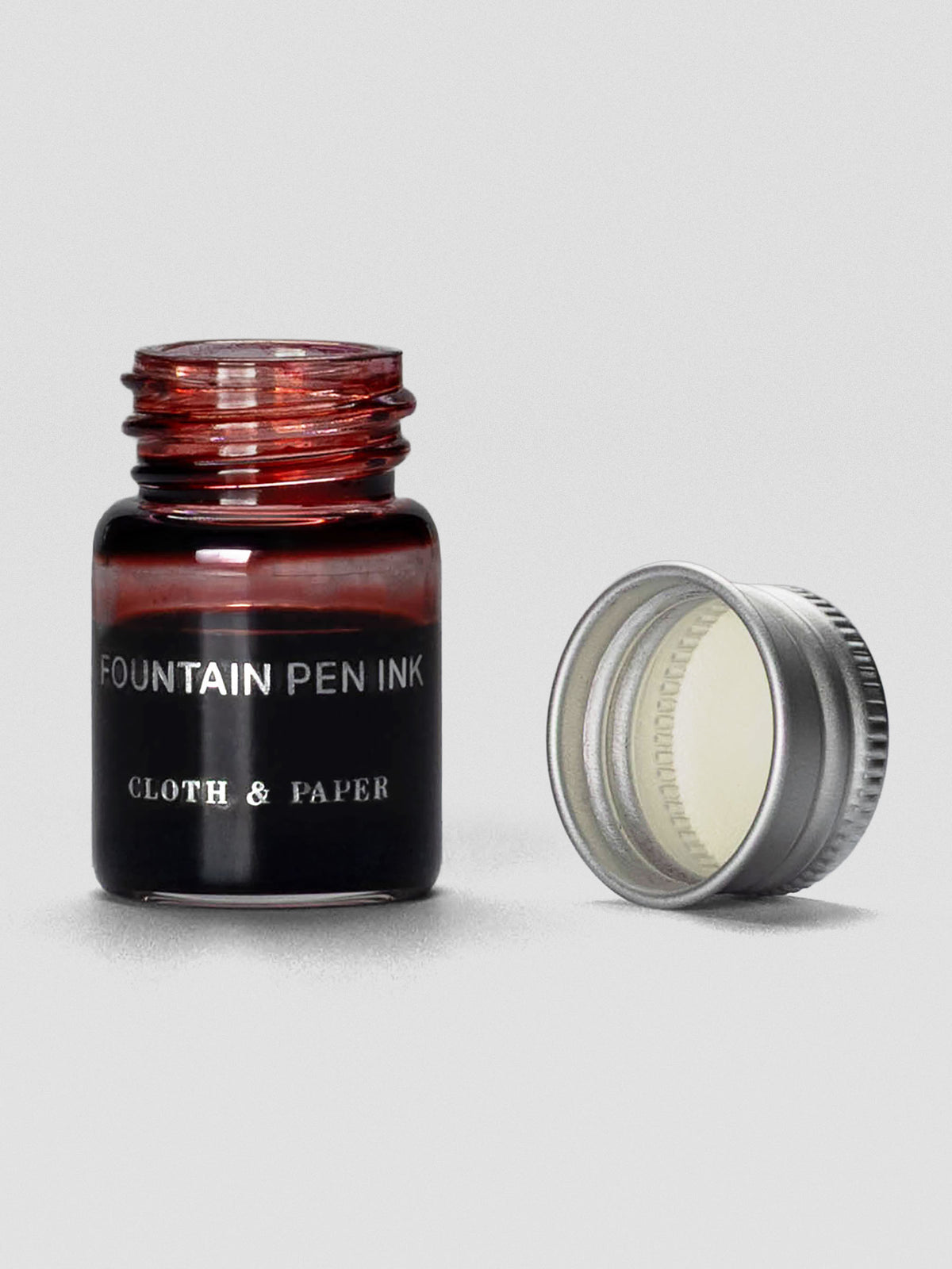 Bordeaux Mini Fountain Pen Ink shown with cap off.