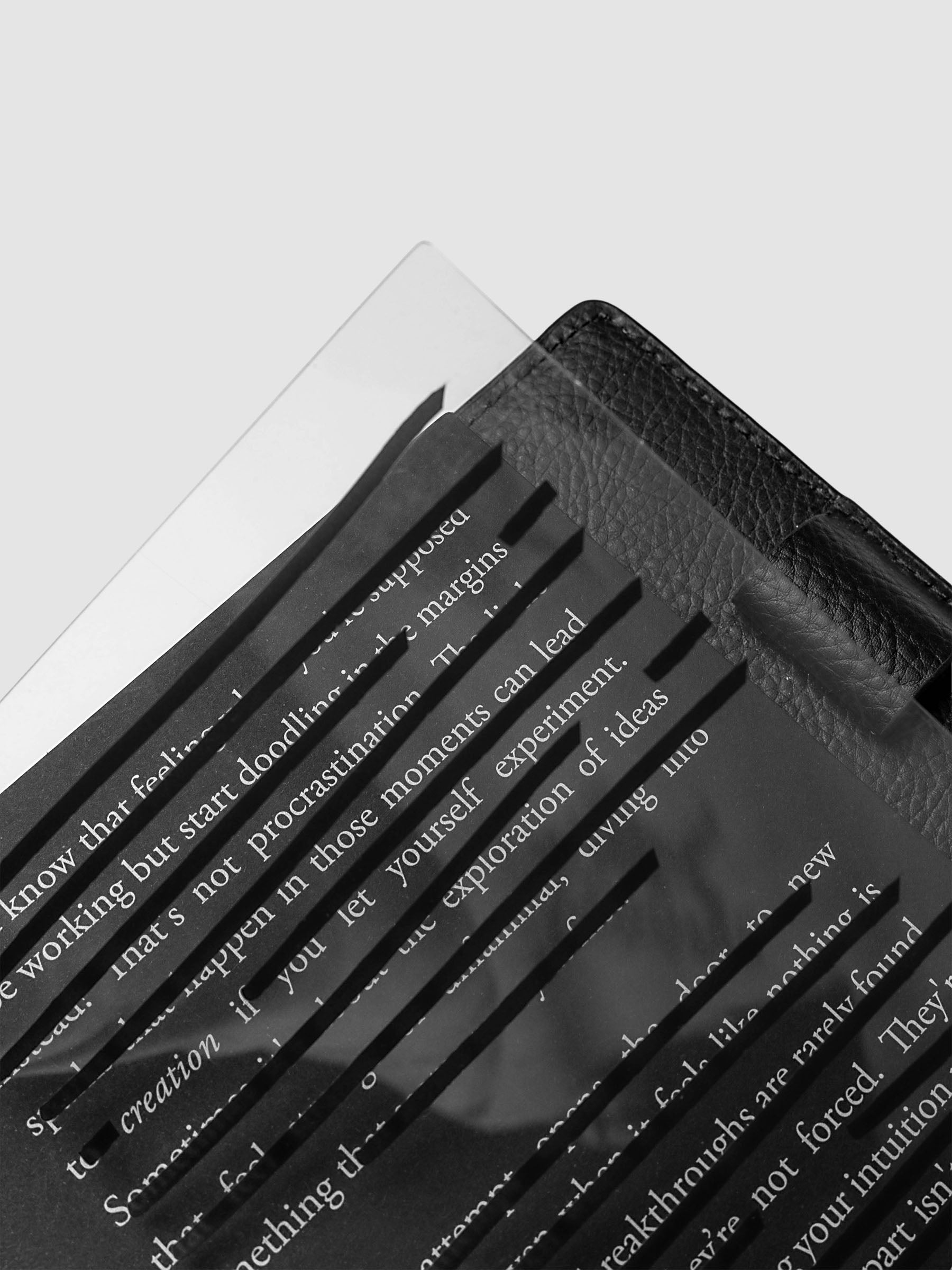 Detail view of the Hidden Message Planner Dashboard Duo shown in size Half Letter 8-Ring Punch.