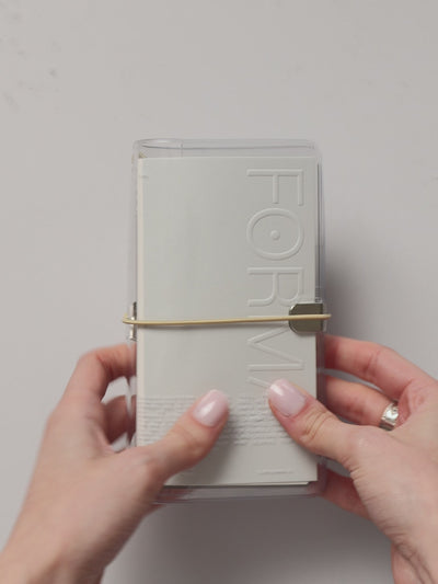 FORMA Travel Notebook Set in use